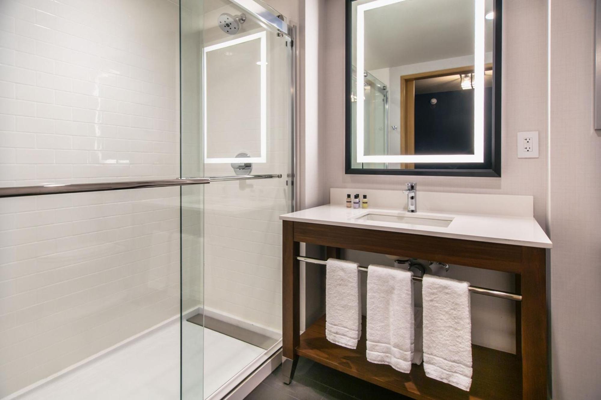 Four Points By Sheraton เดดวูด ภายนอก รูปภาพ